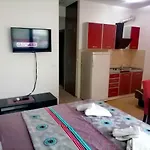 J&J Twins Apartments